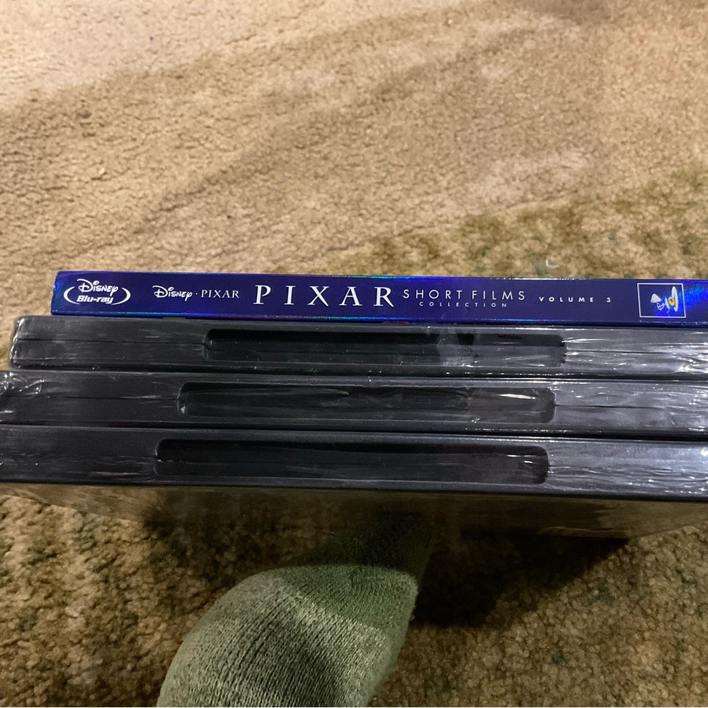 Disney Pixar DVD Collection - Picture 4 of 5
